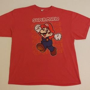 Retro Super Mario graphic tee